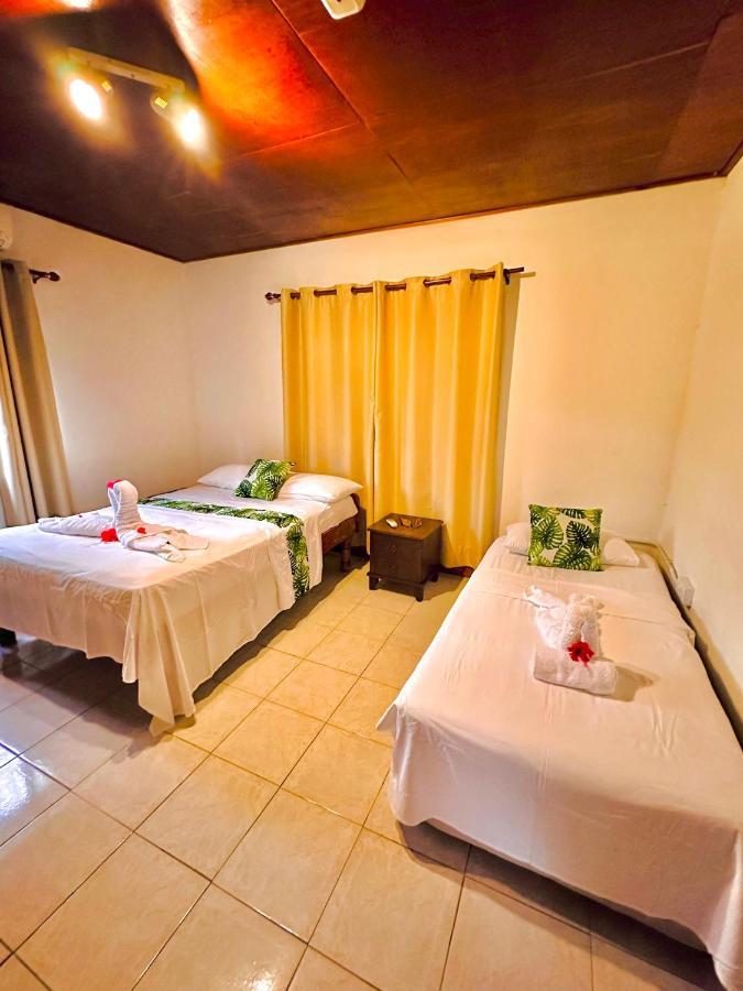 88 Days Self Catering Holidays & Accomodation Baie Lazare  Екстериор снимка